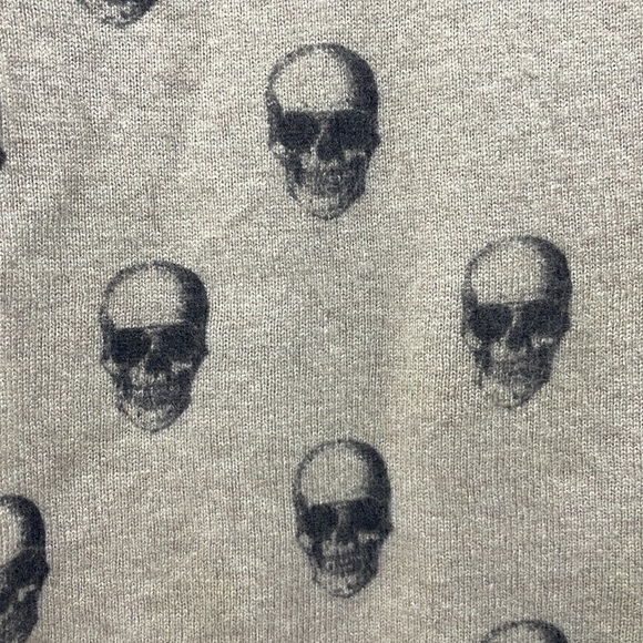 360 Cashmere Skull Graphic Intarsia Crewneck Long Sleeve Knit Sweater Tan Small - Picture 10 of 10